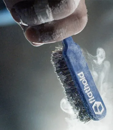 Climbing brush Flathold small