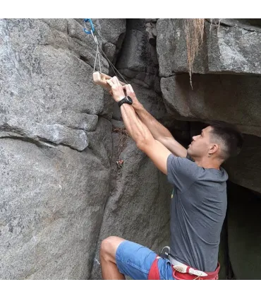 okBoard Stick - portable hangboard