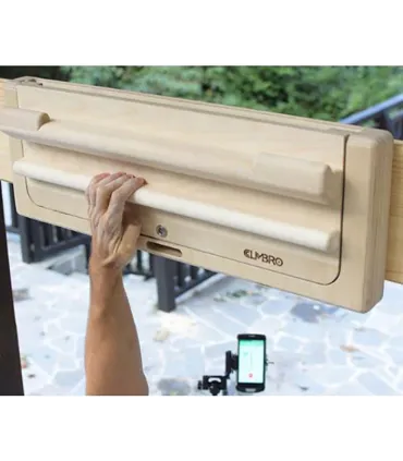 Climbro smart hangboard