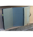 Peter bouldering Fatman crashpad grey